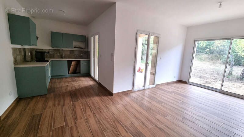 Maison à SAINT-PRIVAT-DES-VIEUX