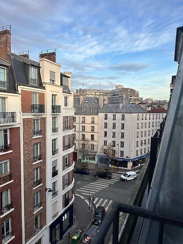 Appartement à PARIS-10E