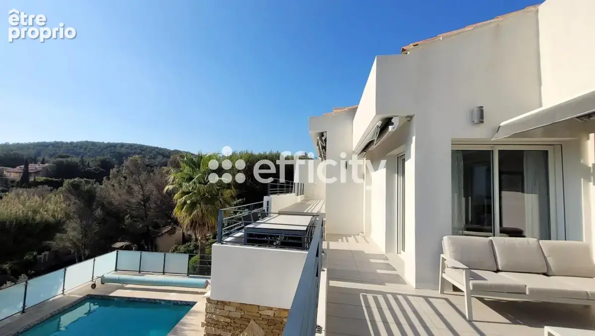 Maison 7 pièces 235 m² à vendre à Bandol (83150) - photo 7