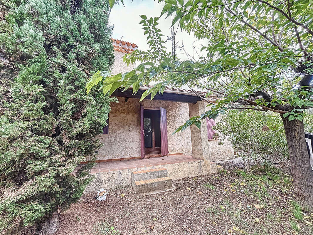 Maison à VILLENEUVE