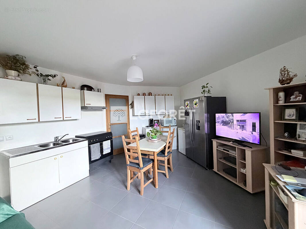 Appartement à VIGNEUX-SUR-SEINE