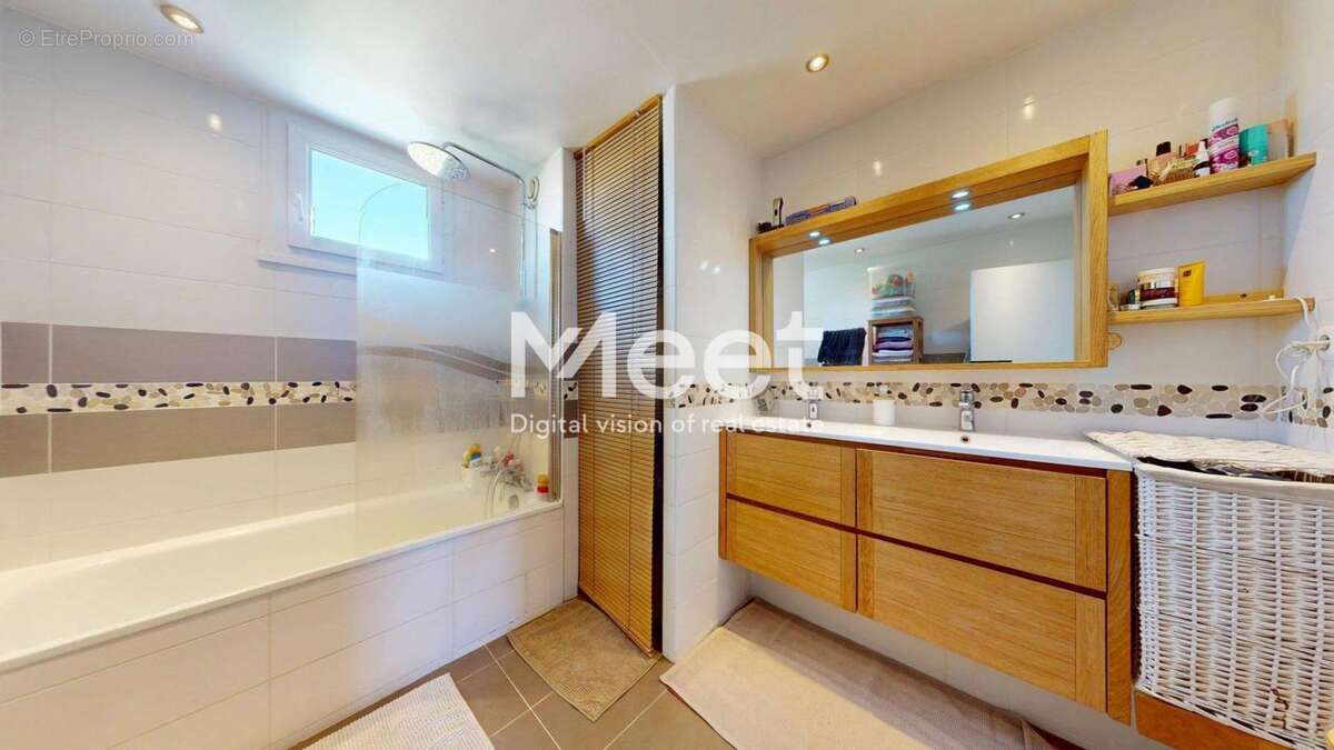 Appartement à MAUREPAS