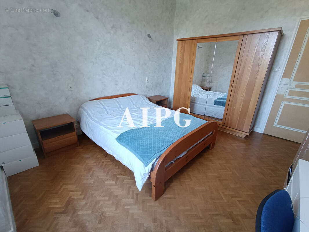 Mael-Carhaix, maison avec dépendances à vendre - photo 7