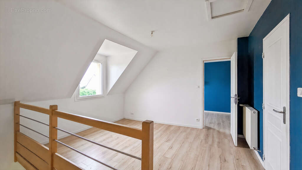 Maison à DINGE