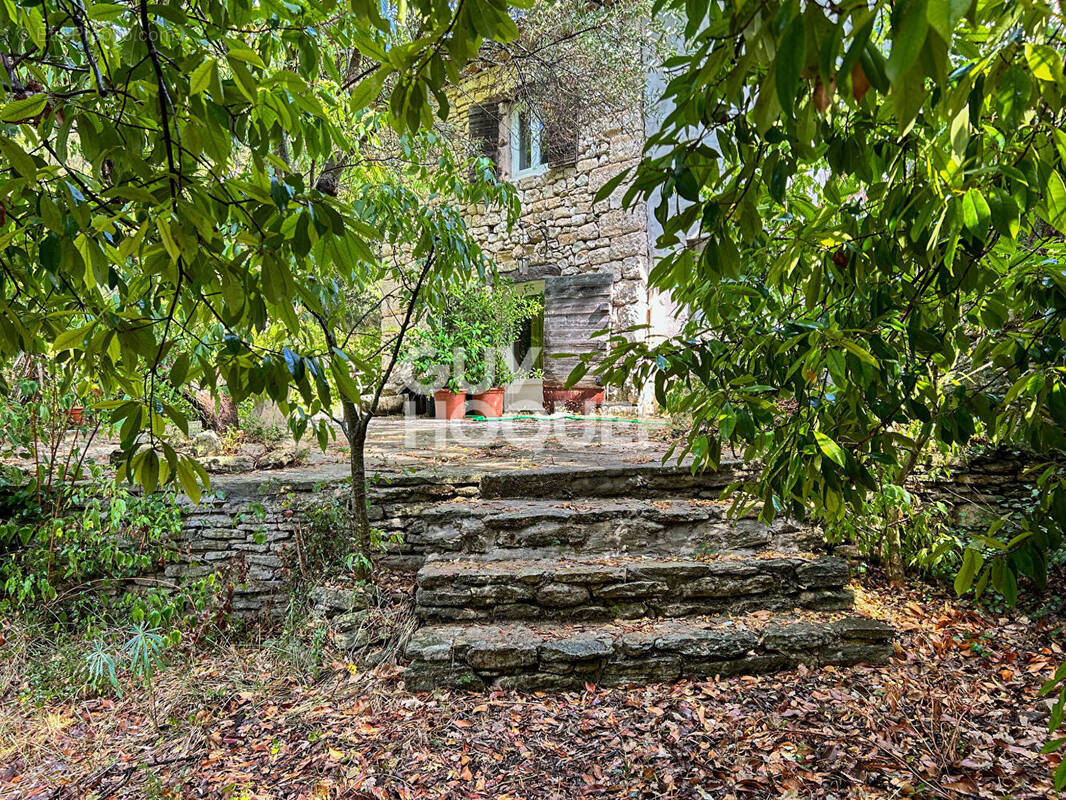 Maison à L'ISLE-SUR-LA-SORGUE