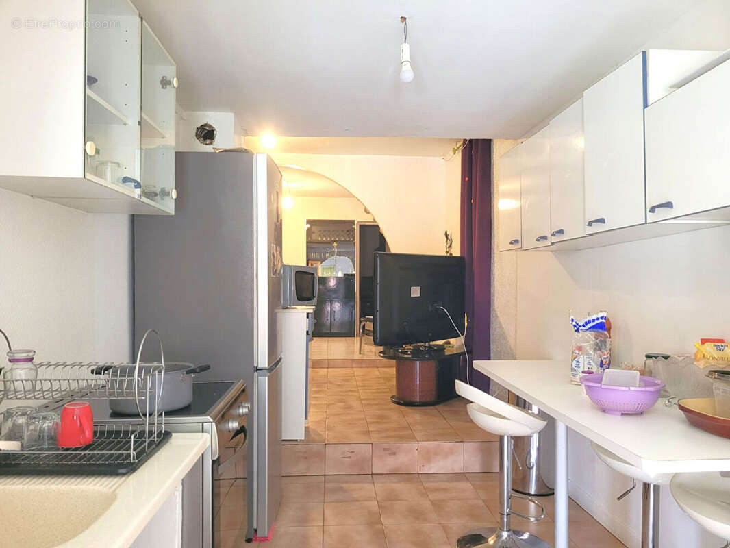 Appartement à BRIENON-SUR-ARMANCON