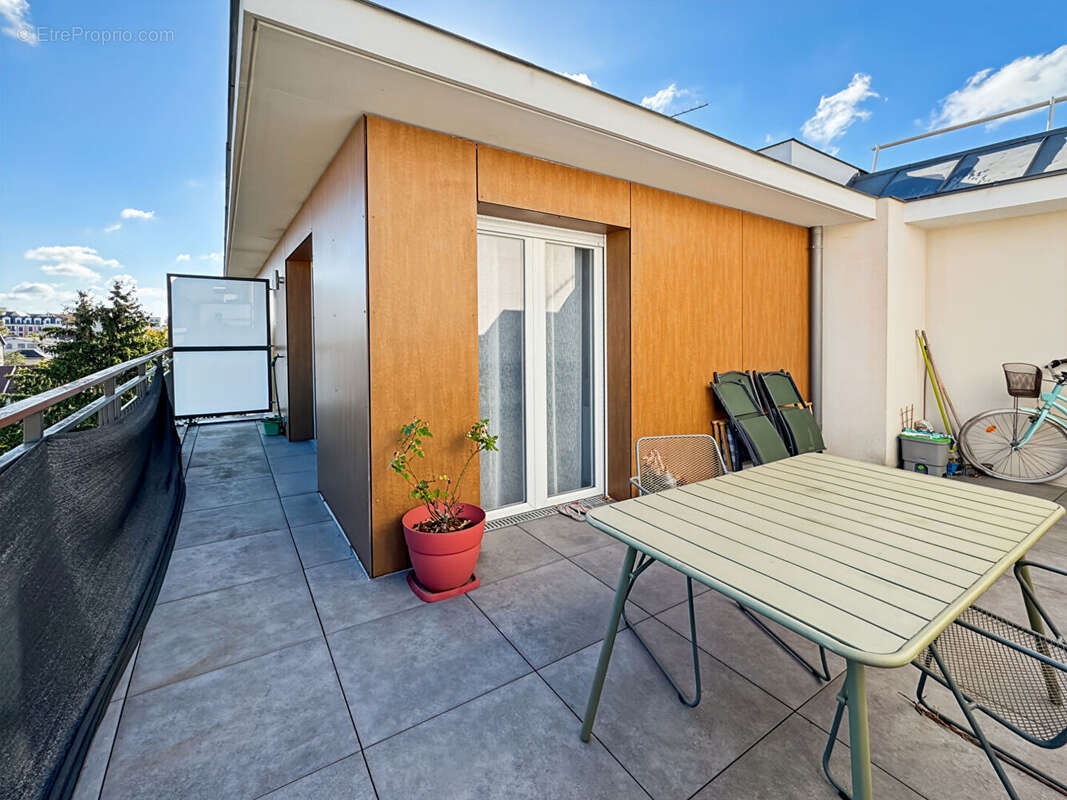 Appartement à ROSNY-SOUS-BOIS