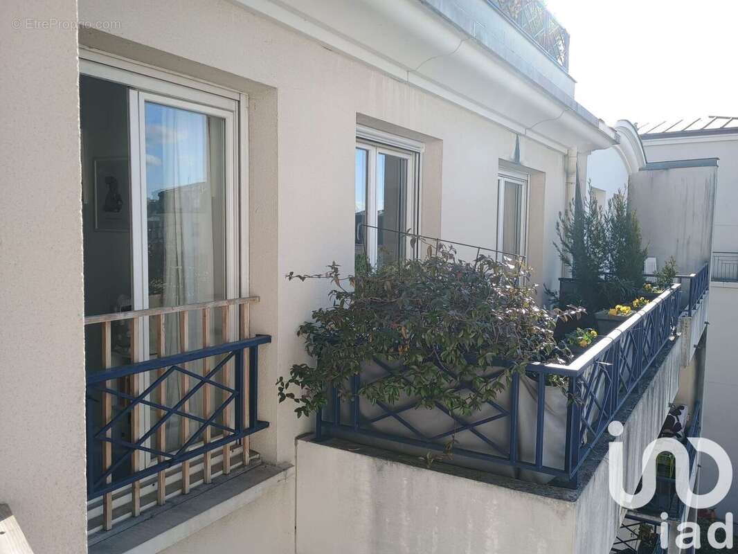 Photo 4 - Appartement à LA GARENNE-COLOMBES