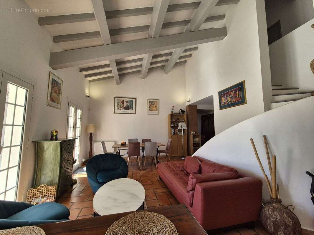Villa 4 faces avec piscine et 4/5 chambres (au golf) - photo 6