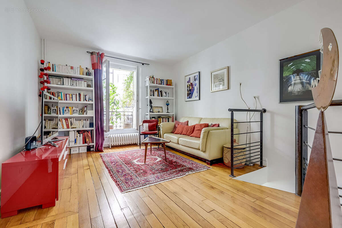 Appartement à PARIS-17E