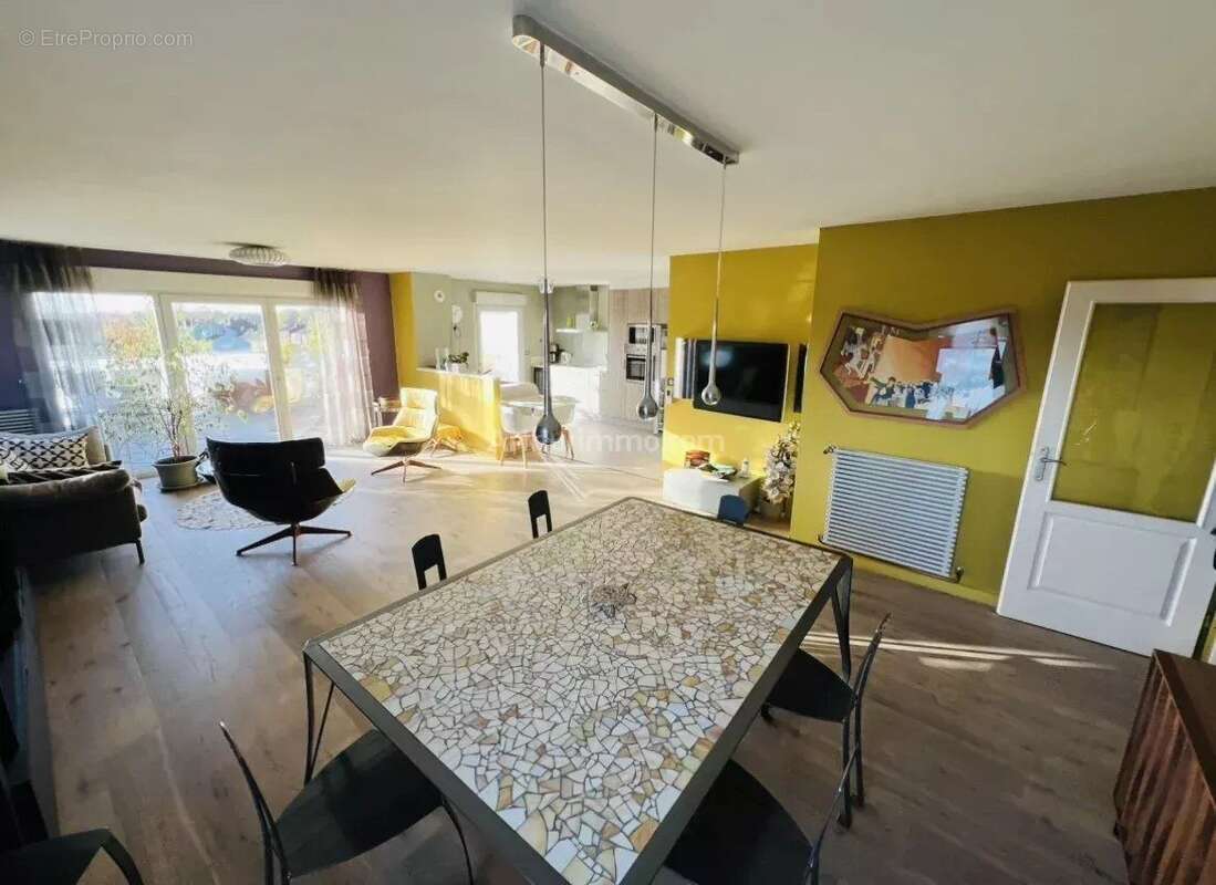 Appartement à MONS-EN-BAROEUL