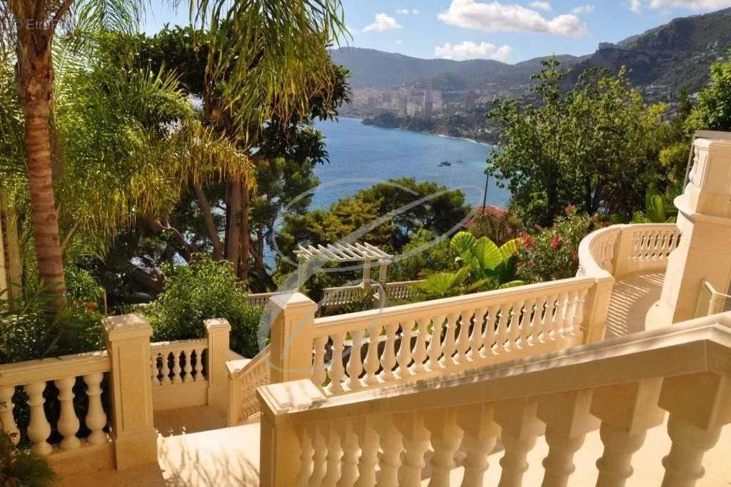 Maison à ROQUEBRUNE-CAP-MARTIN