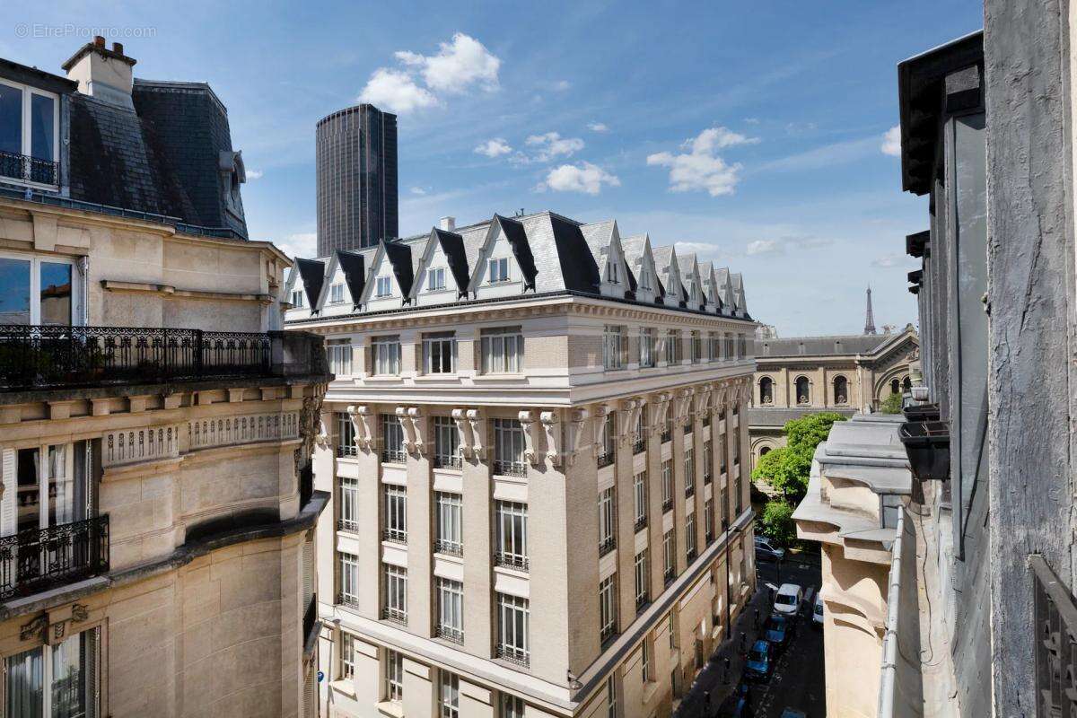 Appartement à PARIS-6E