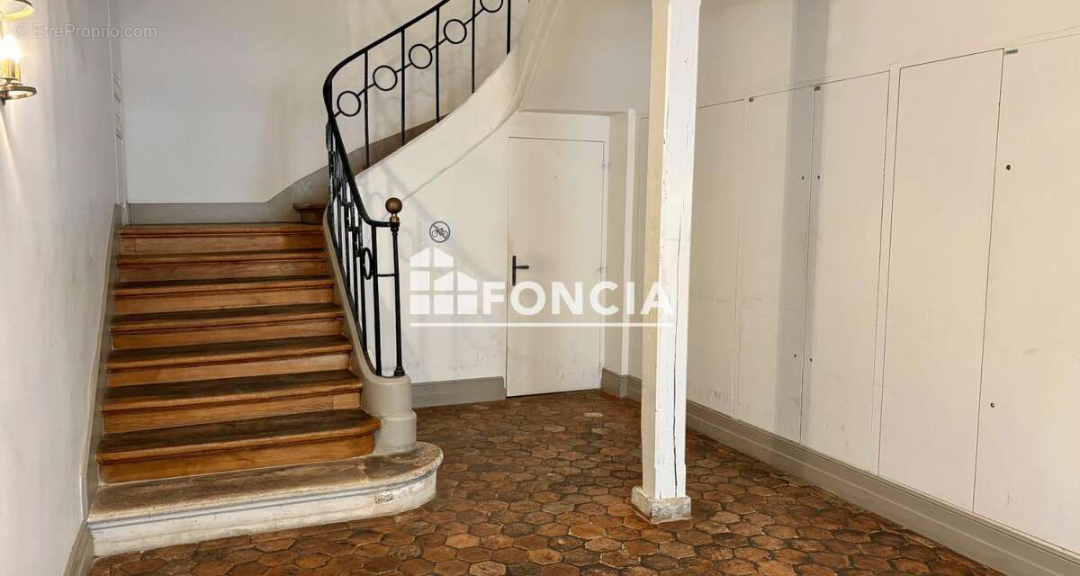 Appartement à VERSAILLES