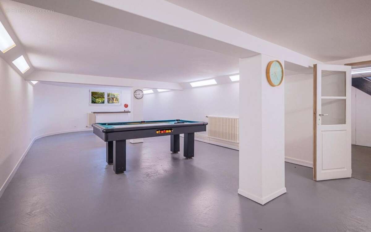 Maison à YVRE-L&#039;EVEQUE