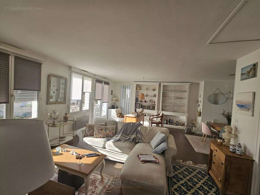 Maison à VILLEMANDEUR