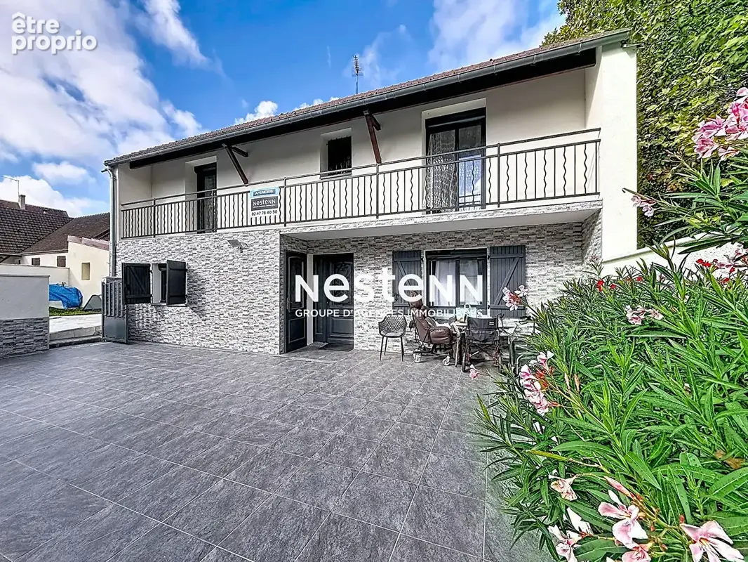 Exclusivité NESTENN : Maison spacieuse 7 chambres à Joué-lès-Tours - photo 10