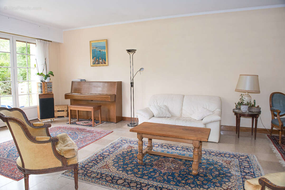 Maison à MARLY-LE-ROI