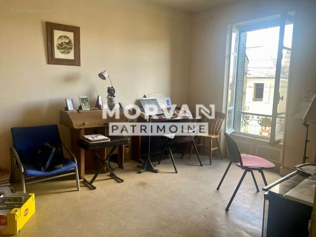 Maison à CHATILLON-EN-BAZOIS