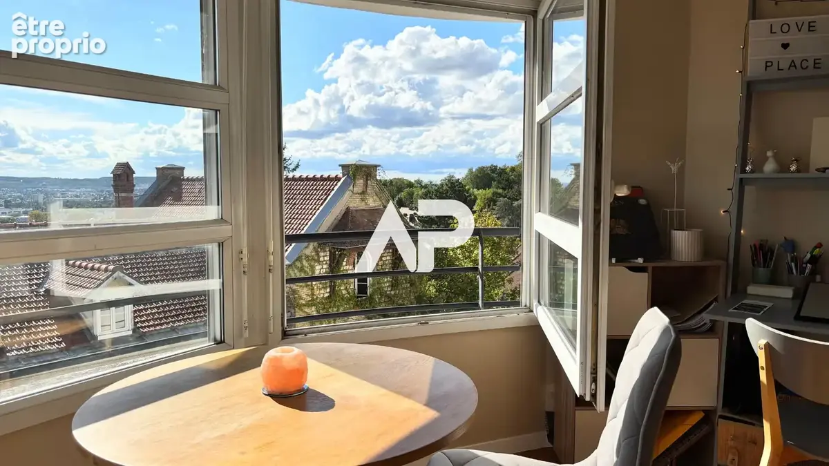 EXCLUSIVITÉ  Appartement en rotonde avec vue panoramique sur Paris, balcon et parking à Montmorency CENTRE-VILLE - photo 10