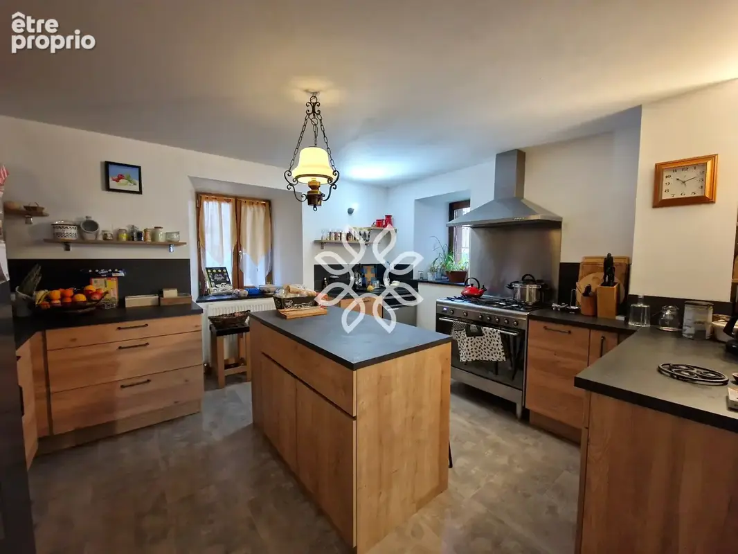 Immeuble à vendre   Allanche - photo 8