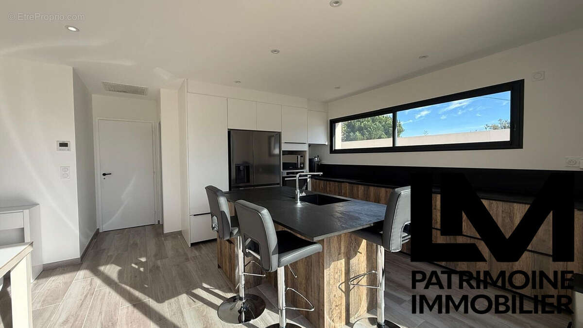 Maison 163 m² à Agde  - photo 7
