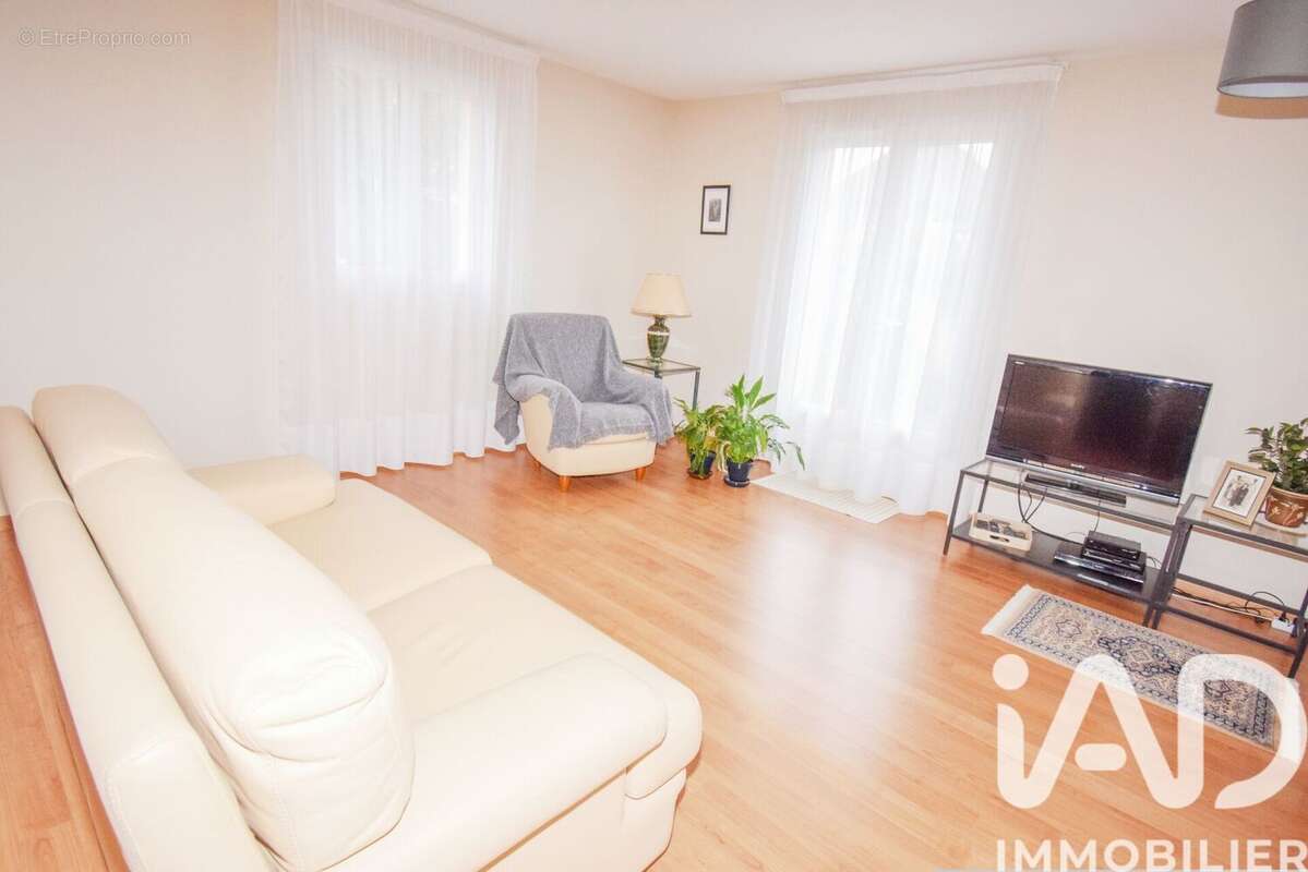 Photo 7 - Maison à VERNEUIL-L'ETANG