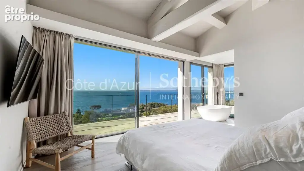 Villa contemporaine vue mer à Les Issambres – 435 m² d’élégance à deux pas des plages - photo 14