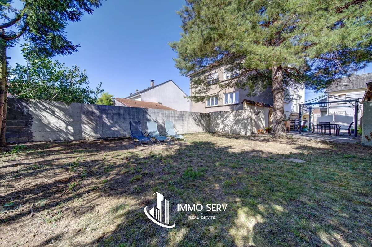 Appartement à AMNEVILLE