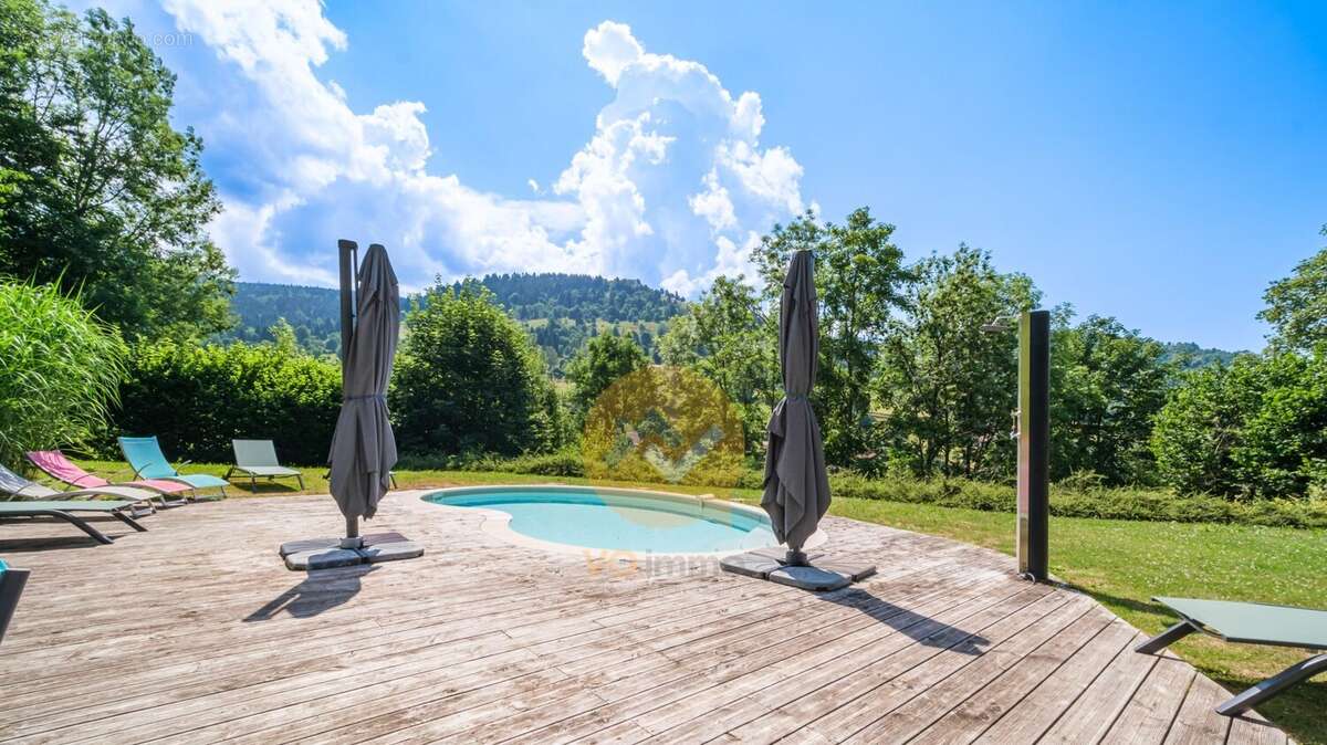 Appartement à LA BRESSE
