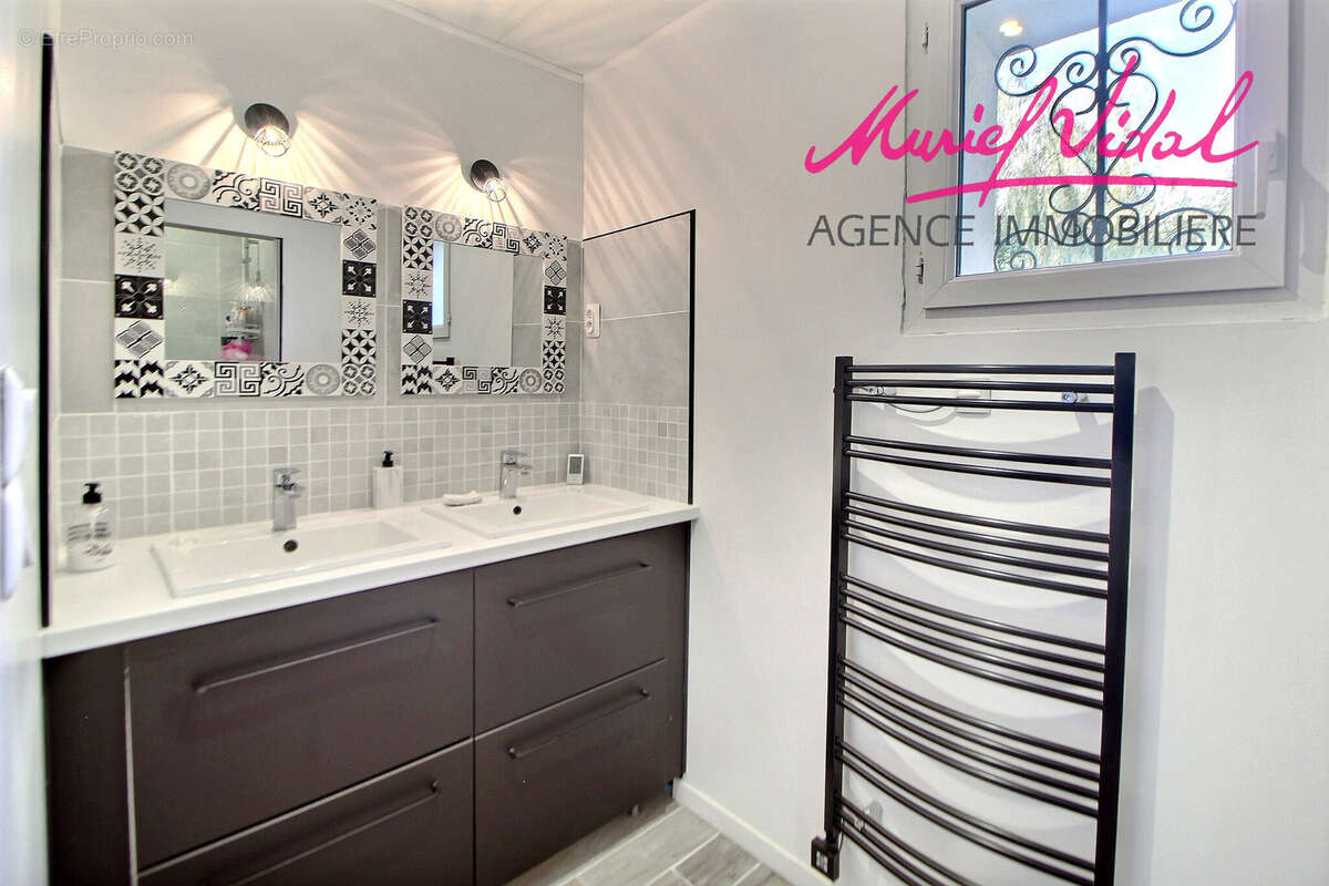 Maison à SAINT-CYPRIEN