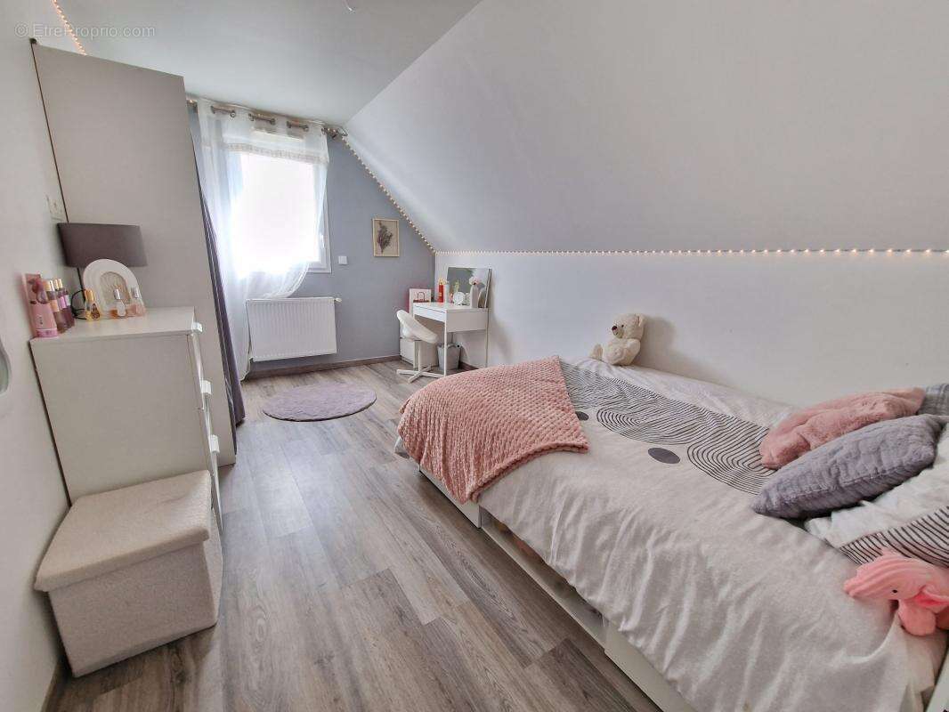 Maison à SAINT-JACQUES-SUR-DARNETAL