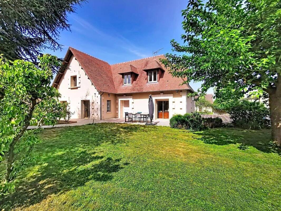 Photo 1 - Maison à SAINT-MARCEL