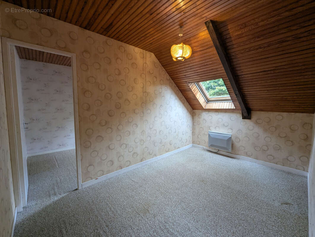 Maison à SAINT-DENOUAL