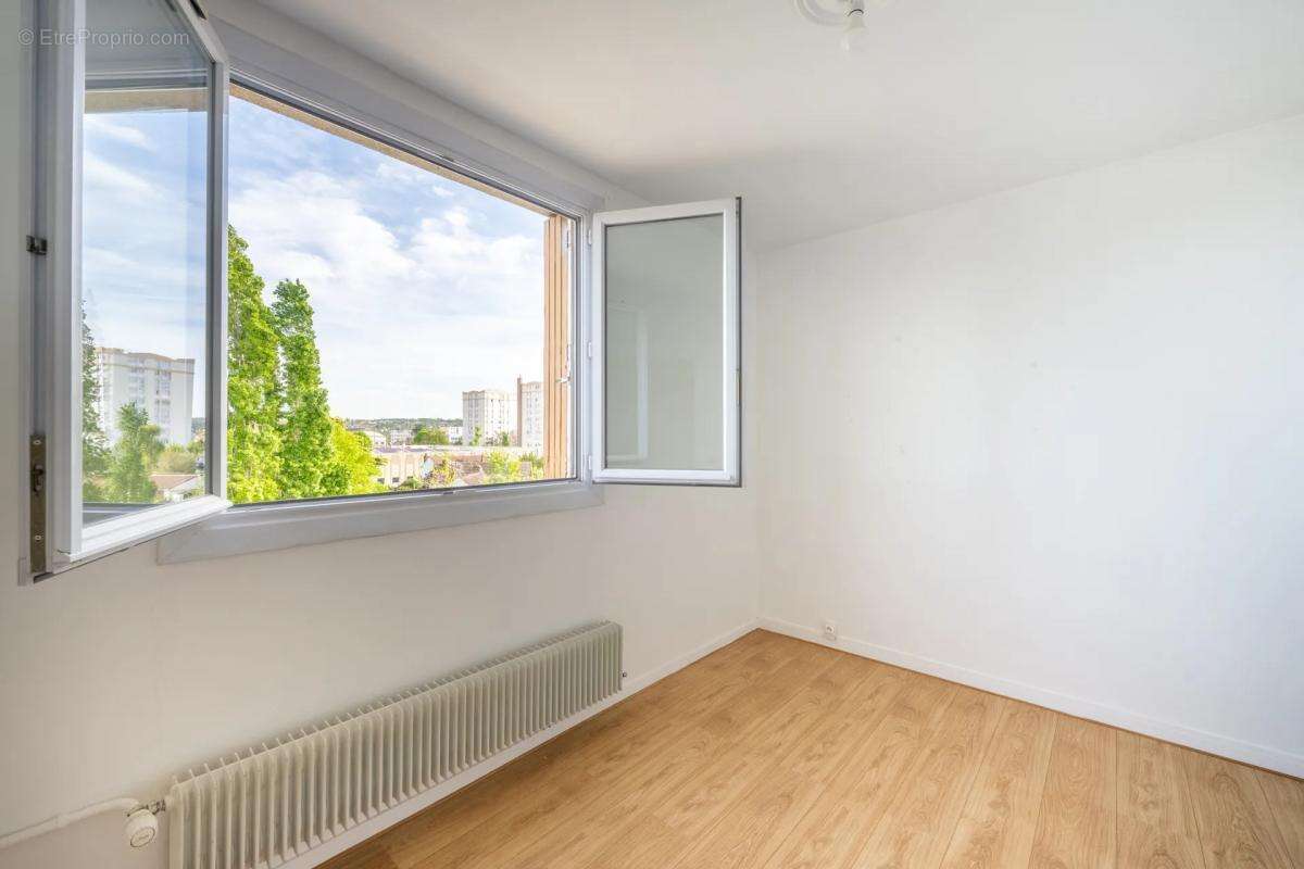 Appartement à MANTES-LA-VILLE