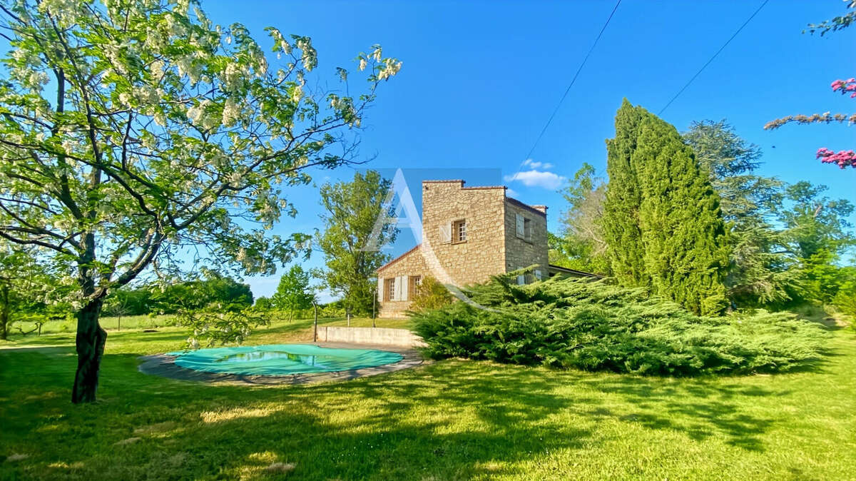 Maison à MONTAYRAL