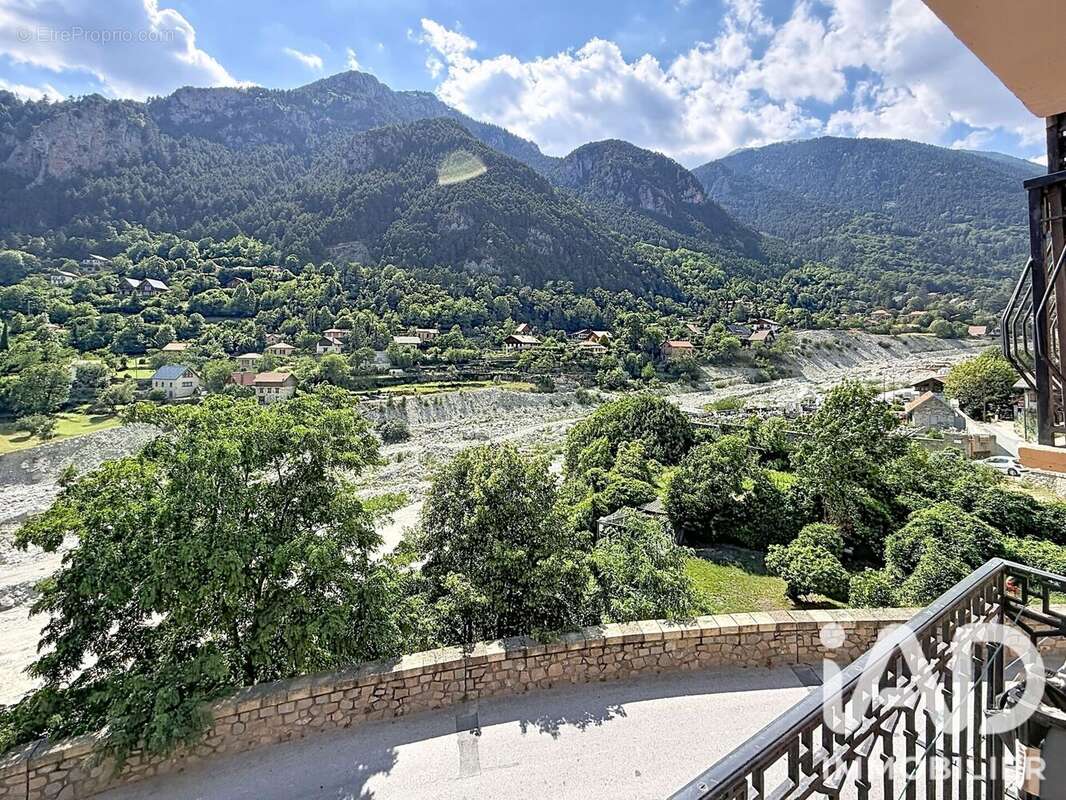 Appartement 34 m² à Saint-Martin-Vesubie  - photo 2