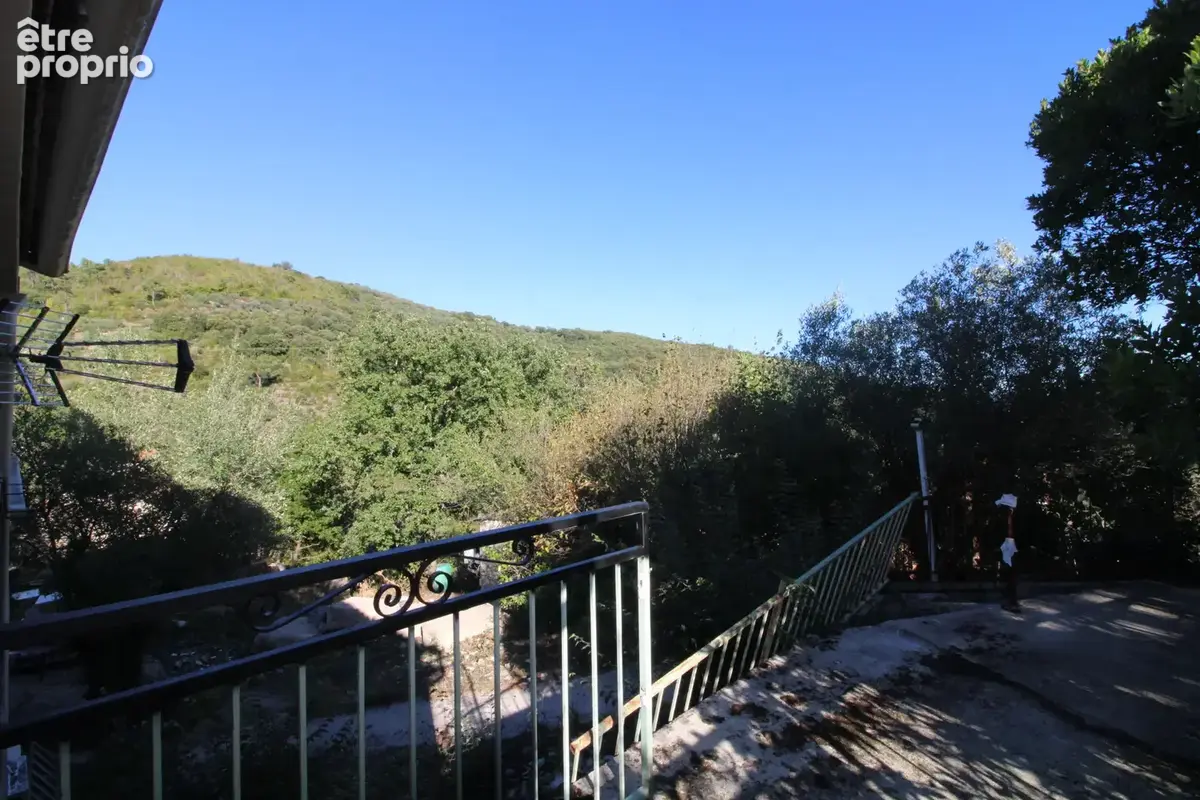 Villa volume 180 m2 sur un terrain de 4538 m2. - photo 22