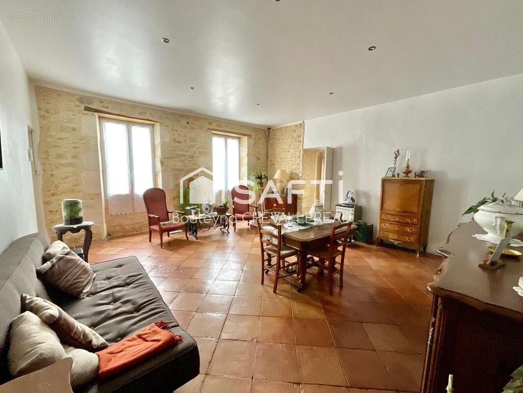 Photo 5 - Maison à SAINT-GERMAIN-D'ESTEUIL