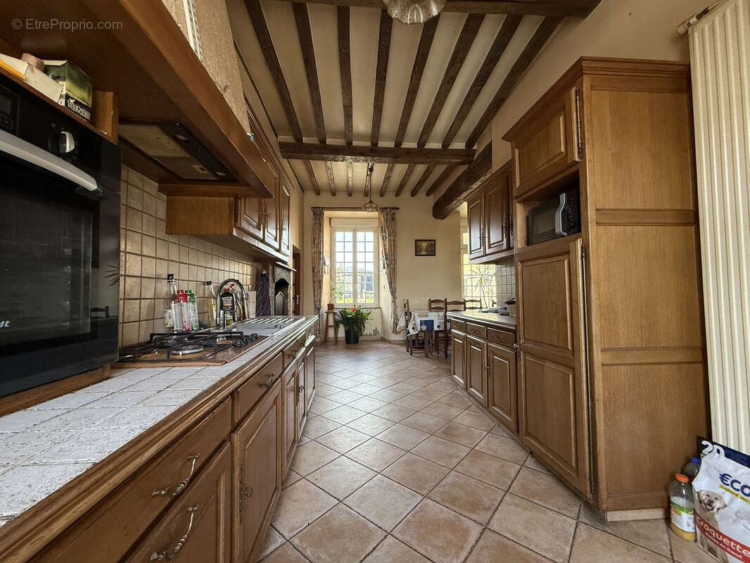 Maison à MONTREUIL-SUR-LOZON