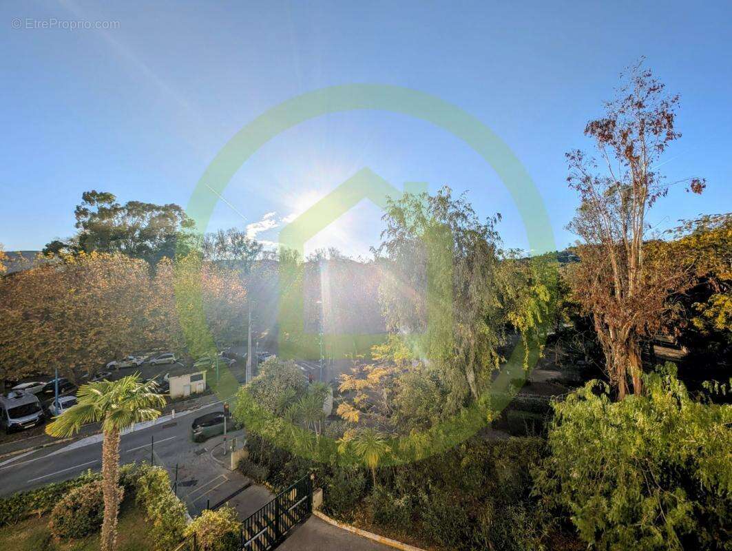 Appartement à MANDELIEU-LA-NAPOULE