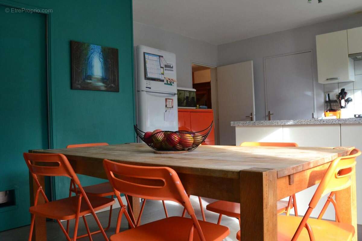 Maison à PERIGNAT-LES-SARLIEVE