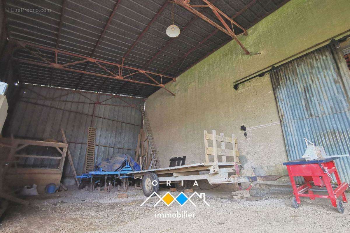 Maison à VIEVILLE-EN-HAYE