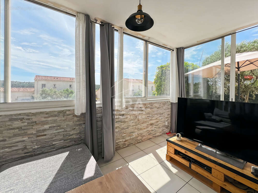 Appartement à LANCON-PROVENCE