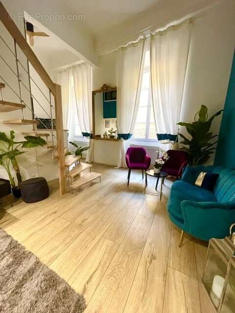 Appartement 71 m² à Nice  - photo 9