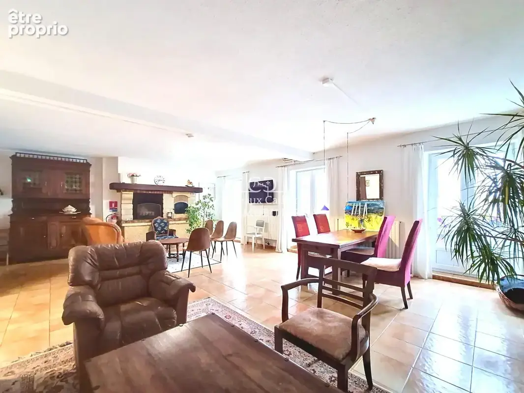 Maison 19 pièces 434 m² à vendre à Axat (11140) - photo 1