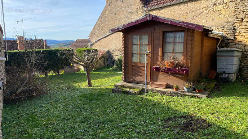 Immeuble à vendre ANNAY LA COTE (89)- Un Ensemble de 5 appartements loués-Jardin - photo 8