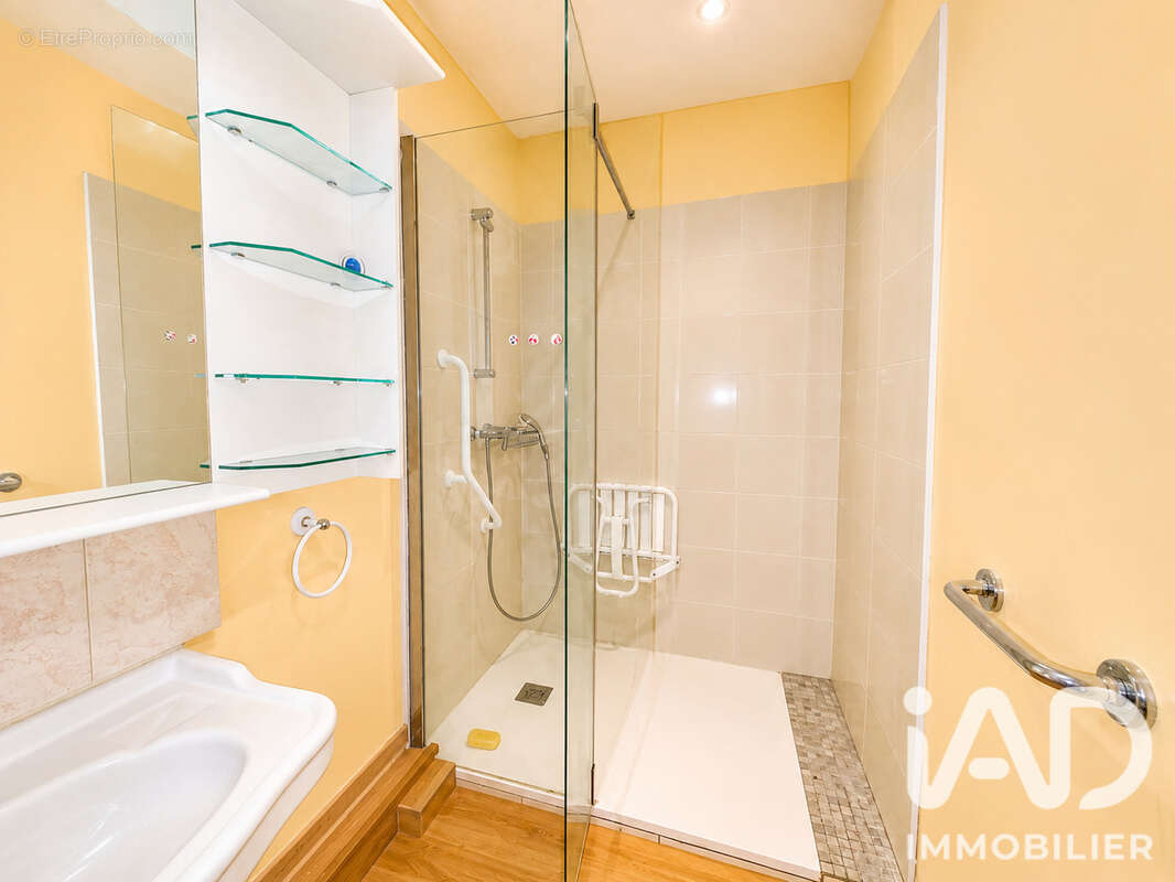 Appartement 67 m² à Vierzon  - photo 8