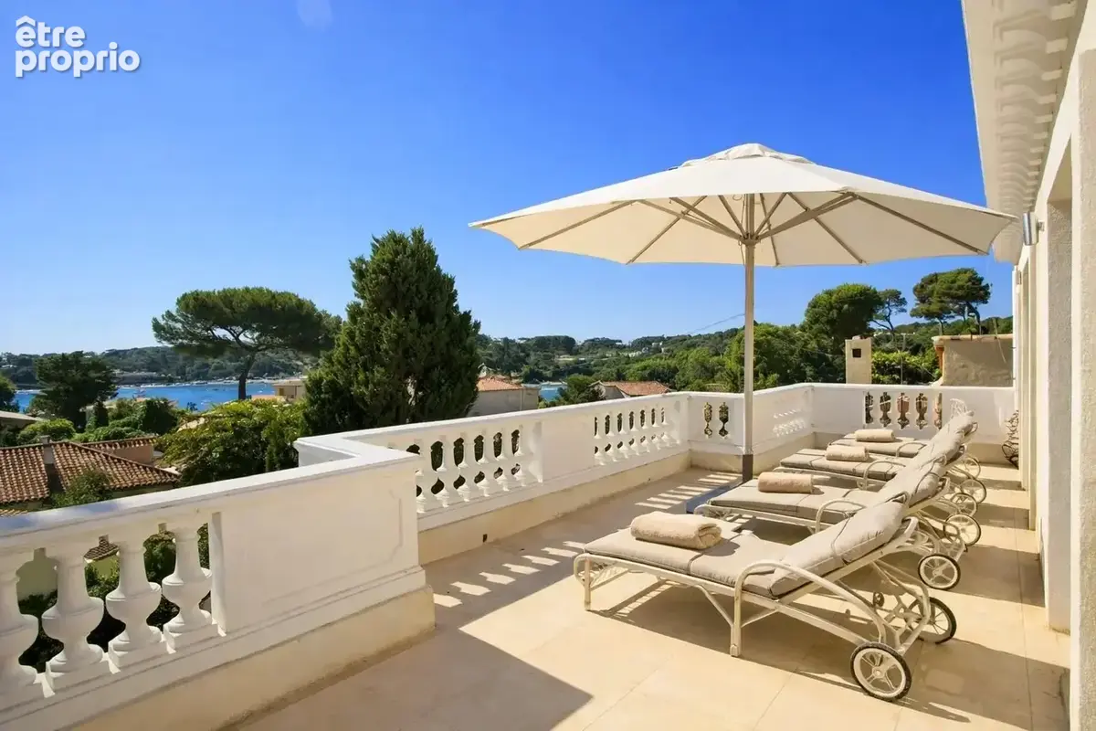 Vendre élegante villa cap d’antibes - 100m de la plage - vue mer - ascenseur - photo 4