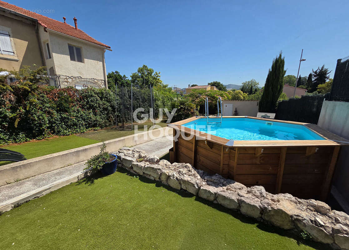 Appartement à MARSEILLE-15E